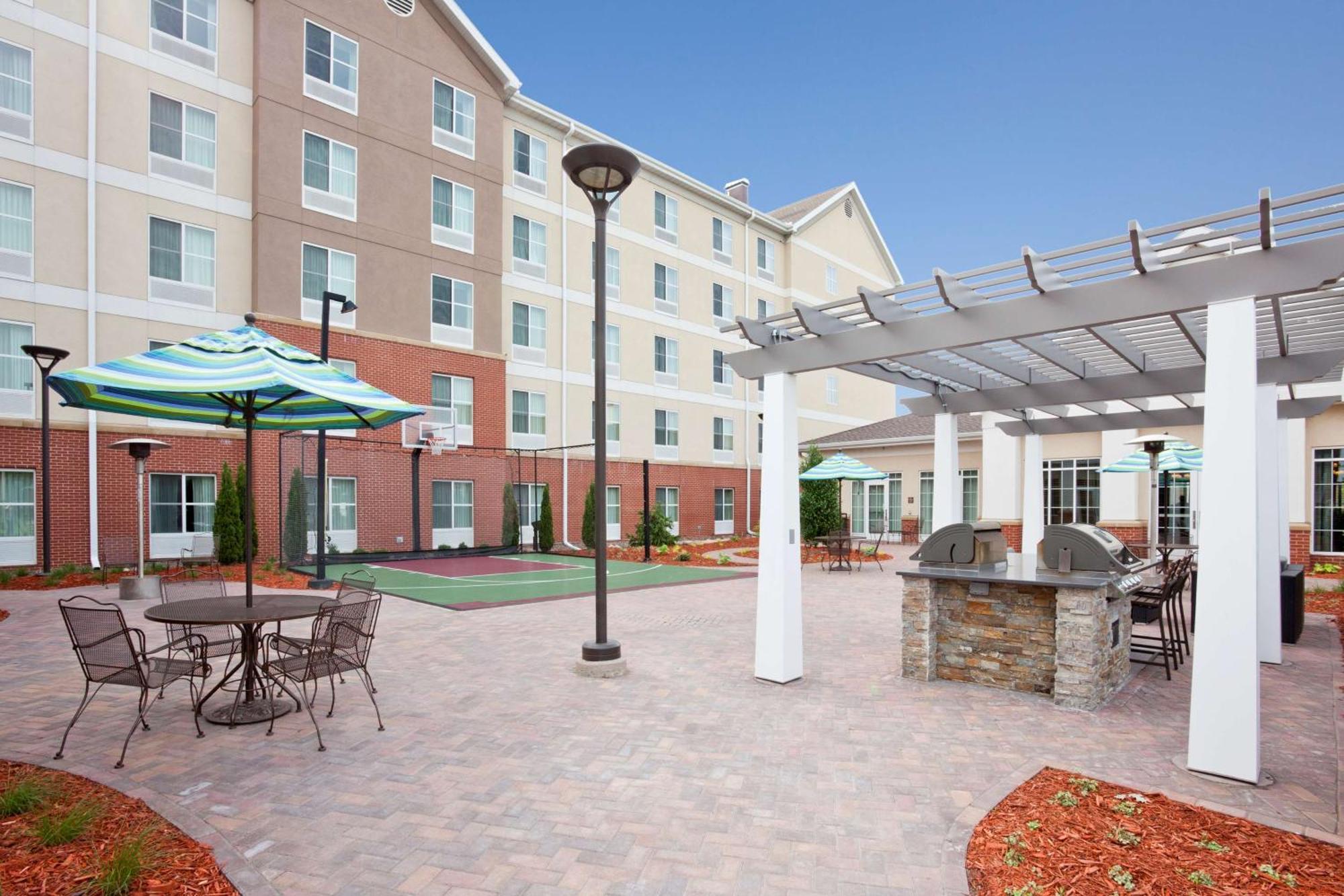 Homewood Suites New Brighton Exterior foto