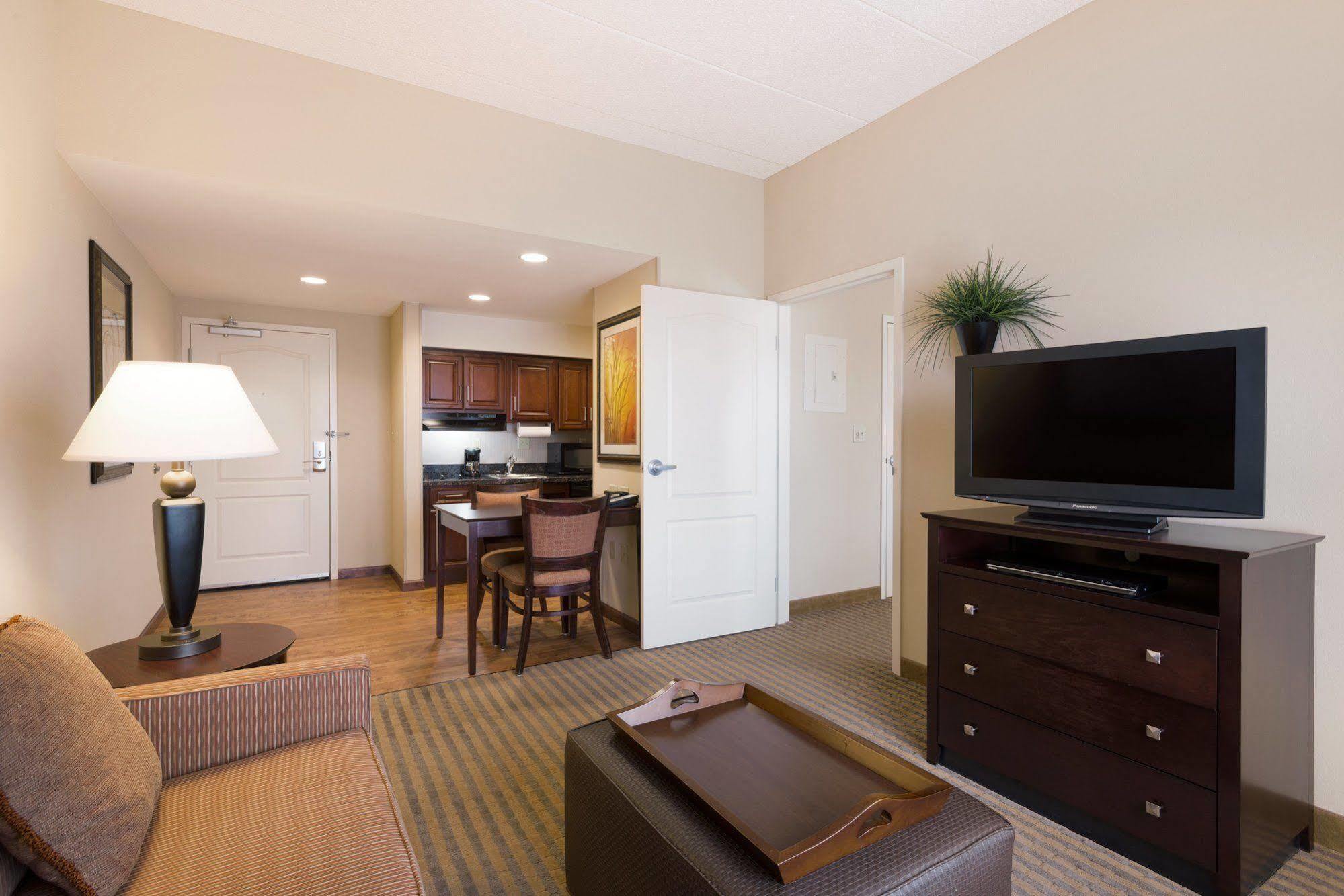 Homewood Suites New Brighton Exterior foto